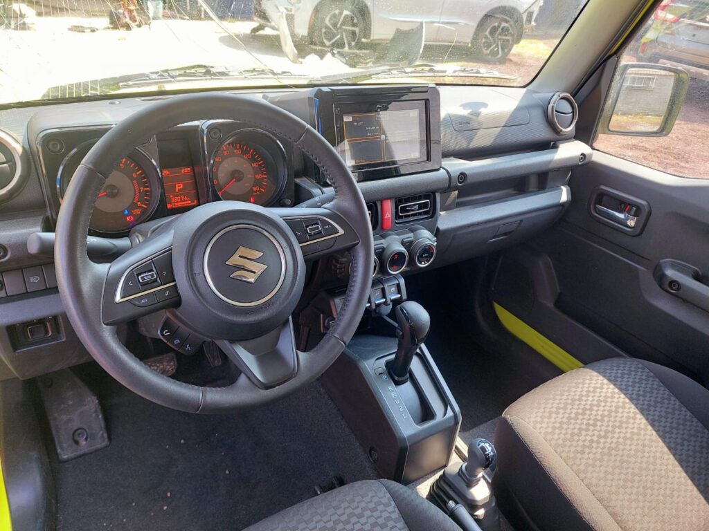 No te arriesgues comprando autos en subastas, tienen vicios ocultos y faltantes. Compra de manera directa con nosotros, todas nuestras unidades encienden y ruedan.