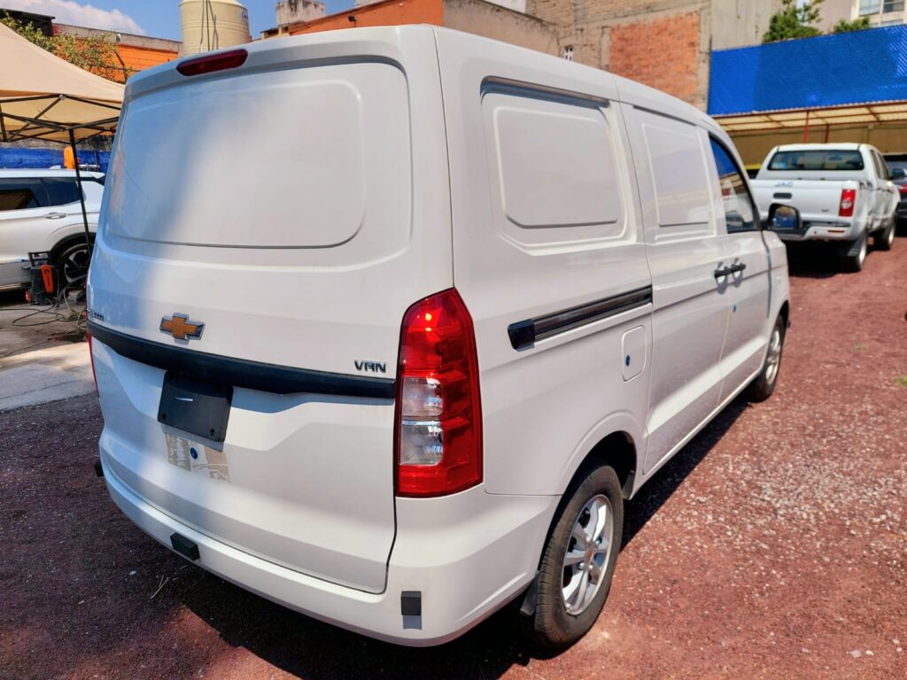 No te arriesgues comprando autos en subastas, tienen vicios ocultos y faltantes. Compra de manera directa con nosotros, todas nuestras unidades encienden y ruedan.
