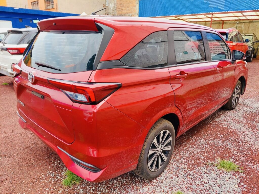 No te arriesgues comprando autos en subastas, tienen vicios ocultos y faltantes. Compra de manera directa con nosotros, todas nuestras unidades encienden y ruedan.