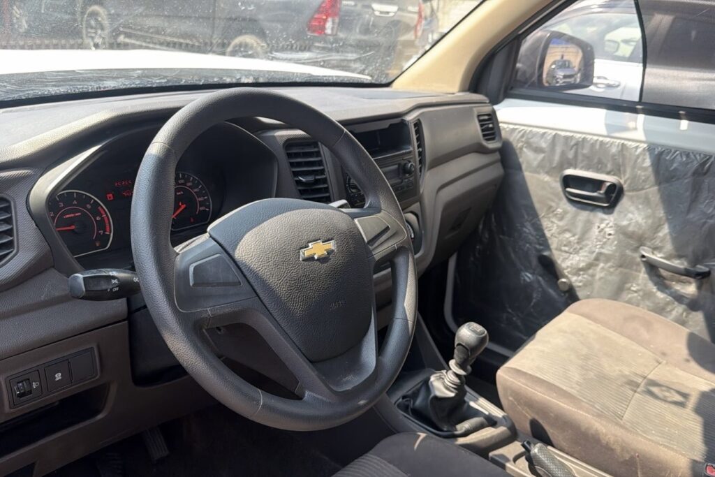 No te arriesgues comprando autos en subastas, tienen vicios ocultos y faltantes. Compra de manera directa con nosotros, todas nuestras unidades encienden y ruedan.