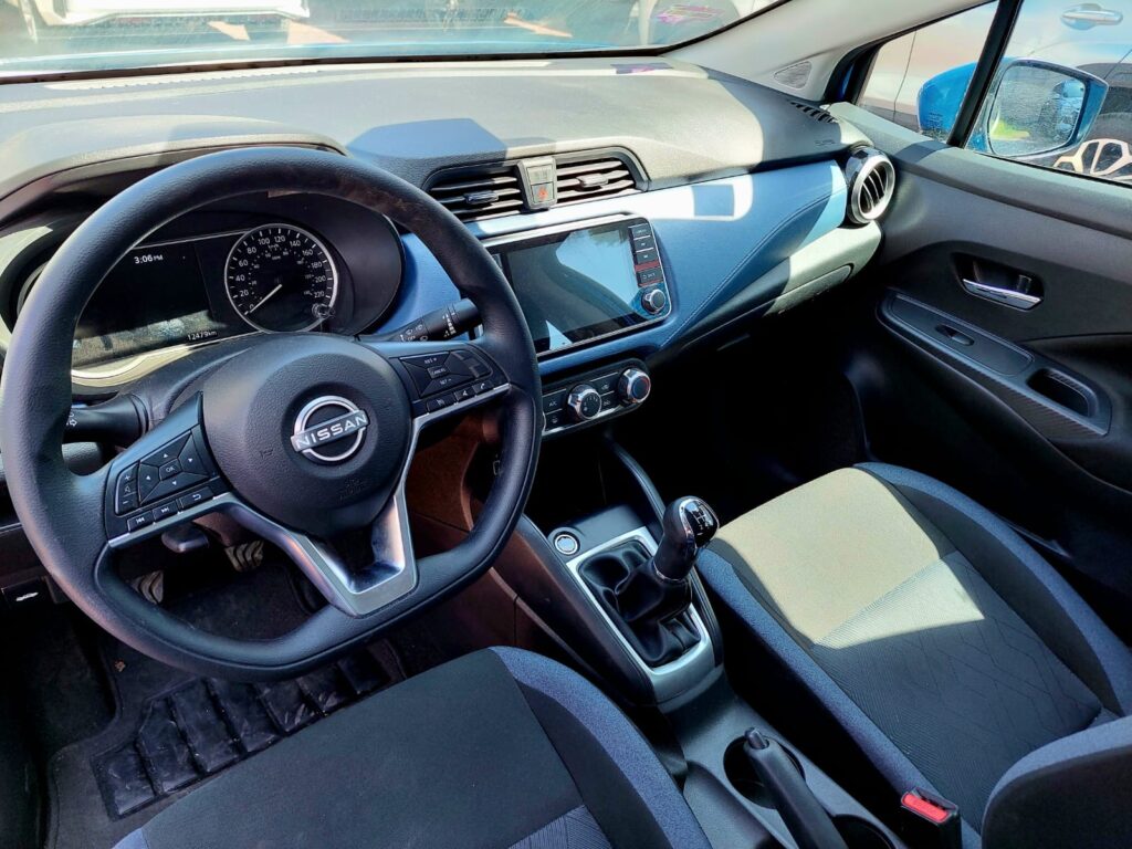 No te arriesgues comprando autos en subastas, tienen vicios ocultos y faltantes. Compra de manera directa con nosotros, todas nuestras unidades encienden y ruedan.