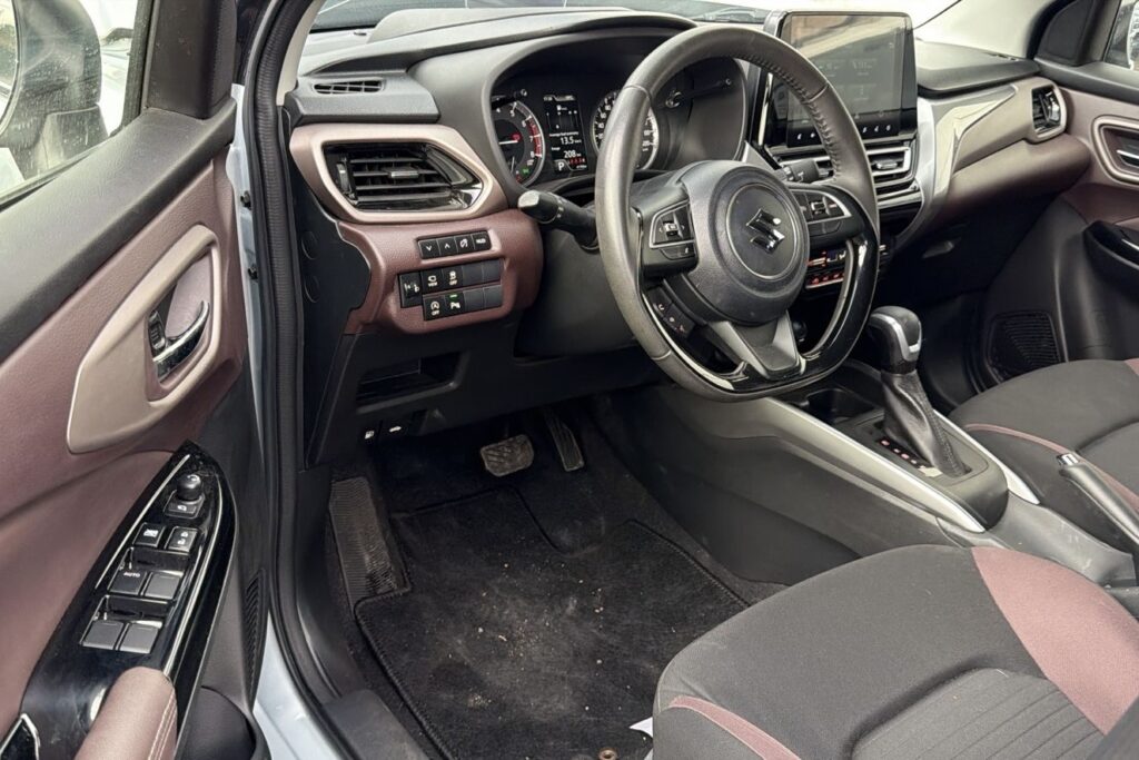 No te arriesgues comprando autos en subastas, tienen vicios ocultos y faltantes. Compra de manera directa con nosotros, todas nuestras unidades encienden y ruedan.