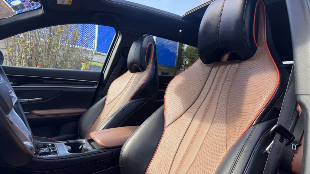 No te arriesgues comprando autos en subastas, tienen vicios ocultos y faltantes. Compra de manera directa con nosotros, todas nuestras unidades encienden y ruedan.