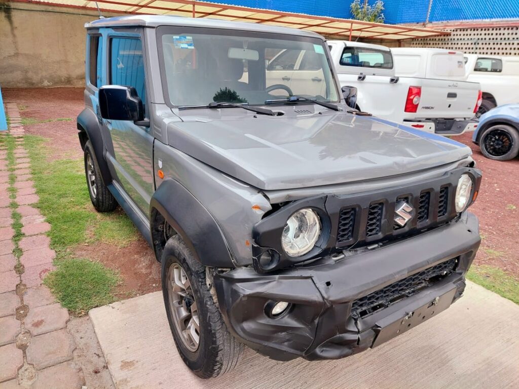 No te arriesgues comprando autos en subastas, tienen vicios ocultos y faltantes. Compra de manera directa con nosotros, todas nuestras unidades encienden y ruedan.