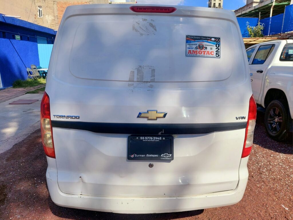 No te arriesgues comprando autos en subastas, tienen vicios ocultos y faltantes. Compra de manera directa con nosotros, todas nuestras unidades encienden y ruedan.
