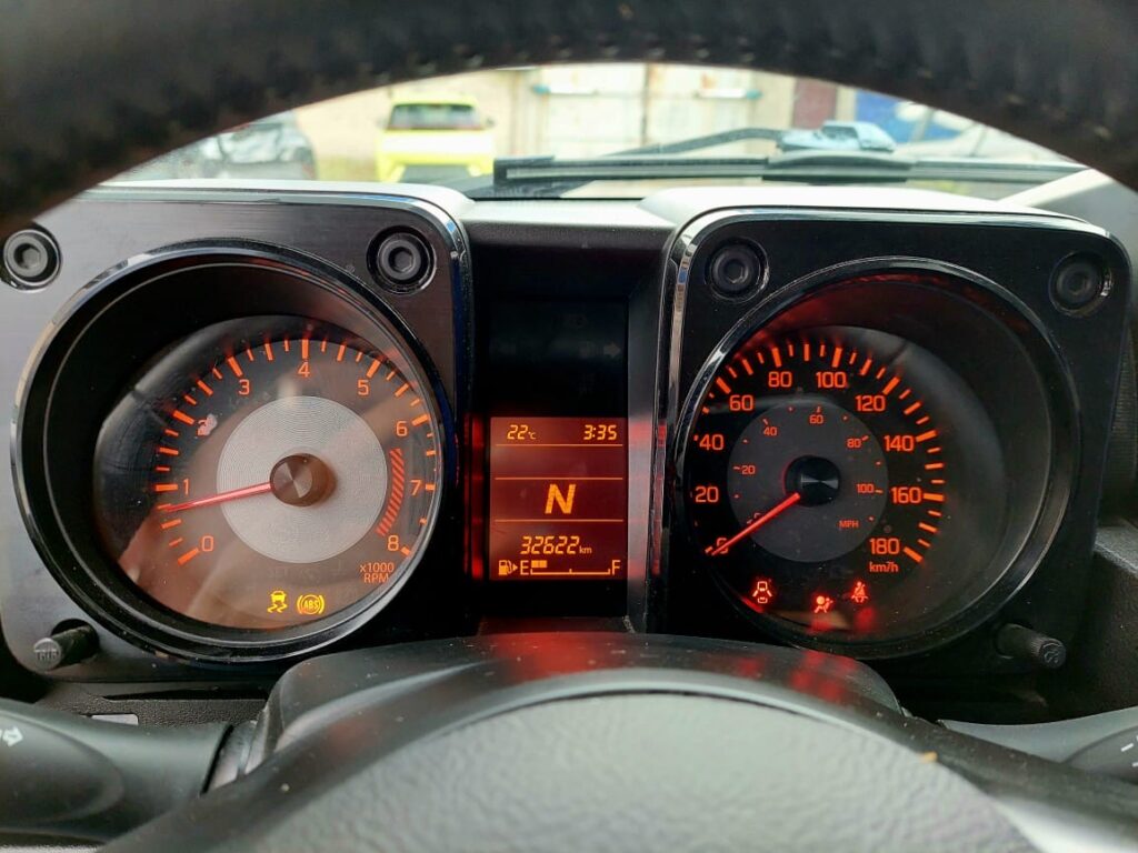 No te arriesgues comprando autos en subastas, tienen vicios ocultos y faltantes. Compra de manera directa con nosotros, todas nuestras unidades encienden y ruedan.