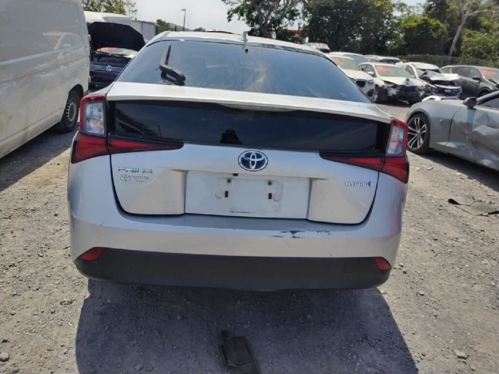 No te arriesgues comprando autos en subastas, tienen vicios ocultos y faltantes. Compra de manera directa con nosotros, todas nuestras unidades encienden y ruedan.