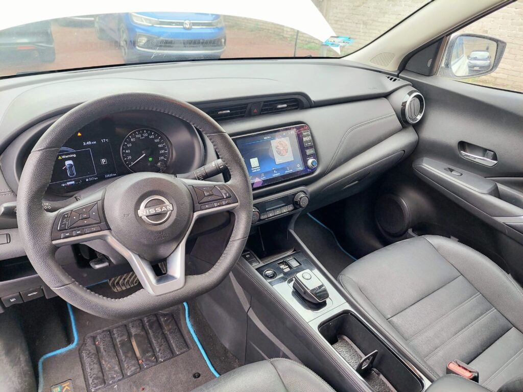 No te arriesgues comprando autos en subastas, tienen vicios ocultos y faltantes. Compra de manera directa con nosotros, todas nuestras unidades encienden y ruedan.