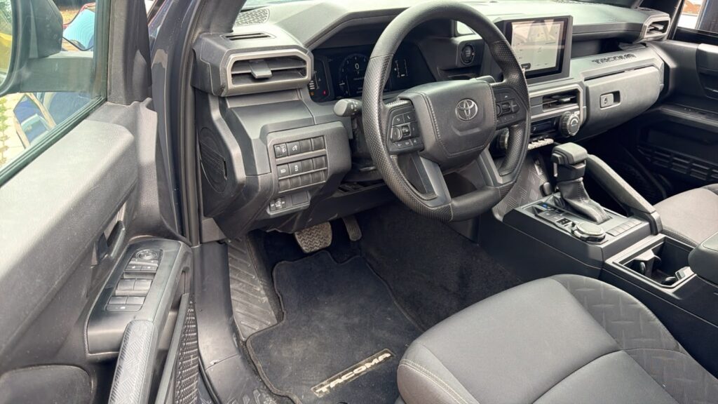 No te arriesgues comprando autos en subastas, tienen vicios ocultos y faltantes. Compra de manera directa con nosotros, todas nuestras unidades encienden y ruedan.