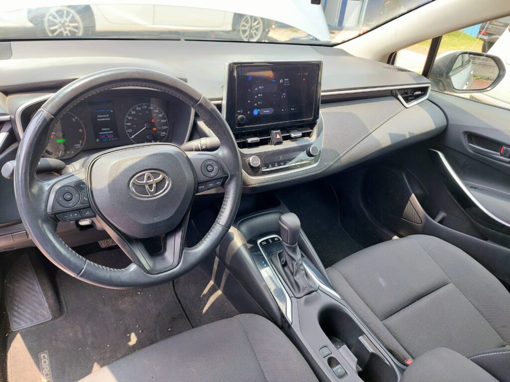 No te arriesgues comprando autos en subastas, tienen vicios ocultos y faltantes. Compra de manera directa con nosotros, todas nuestras unidades encienden y ruedan.