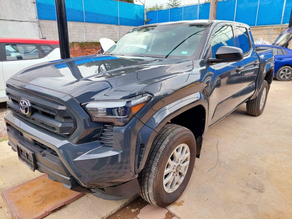 No te arriesgues comprando autos en subastas, tienen vicios ocultos y faltantes. Compra de manera directa con nosotros, todas nuestras unidades encienden y ruedan.