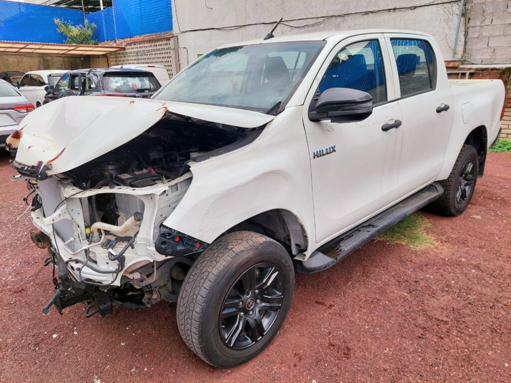 No te arriesgues comprando autos en subastas, tienen vicios ocultos y faltantes. Compra de manera directa con nosotros, todas nuestras unidades encienden y ruedan.