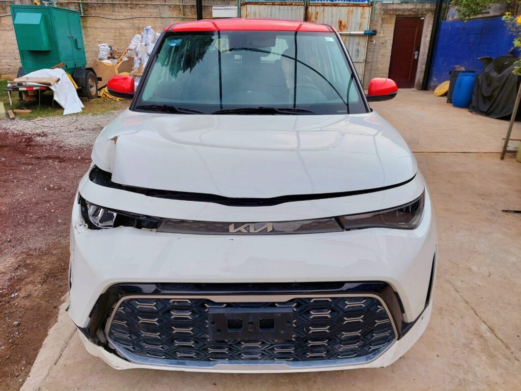 No te arriesgues comprando autos en subastas, tienen vicios ocultos y faltantes. Compra de manera directa con nosotros, todas nuestras unidades encienden y ruedan.