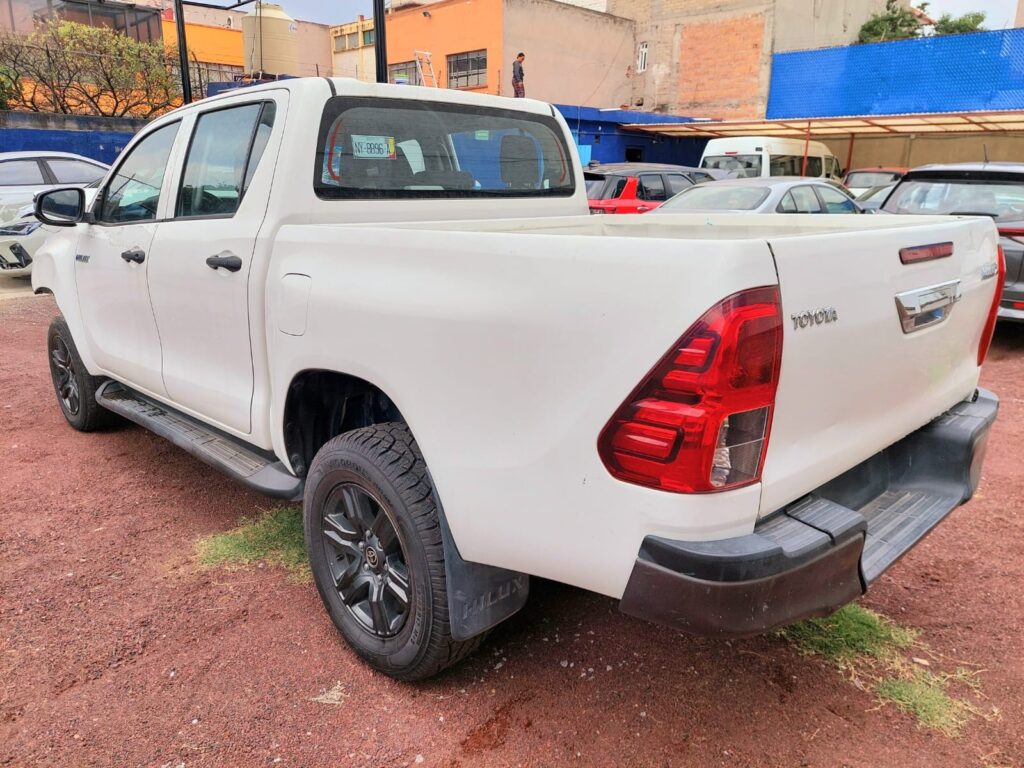 No te arriesgues comprando autos en subastas, tienen vicios ocultos y faltantes. Compra de manera directa con nosotros, todas nuestras unidades encienden y ruedan.