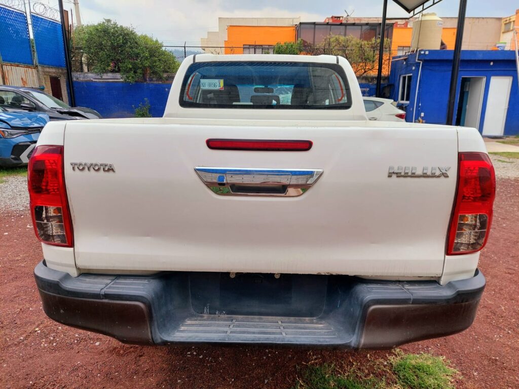 No te arriesgues comprando autos en subastas, tienen vicios ocultos y faltantes. Compra de manera directa con nosotros, todas nuestras unidades encienden y ruedan.