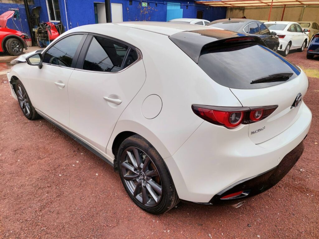 No te arriesgues comprando autos en subastas, tienen vicios ocultos y faltantes. Compra de manera directa con nosotros, todas nuestras unidades encienden y ruedan.