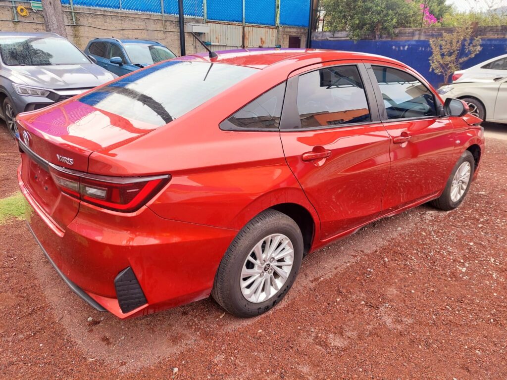 No te arriesgues comprando autos en subastas, tienen vicios ocultos y faltantes. Compra de manera directa con nosotros, todas nuestras unidades encienden y ruedan.