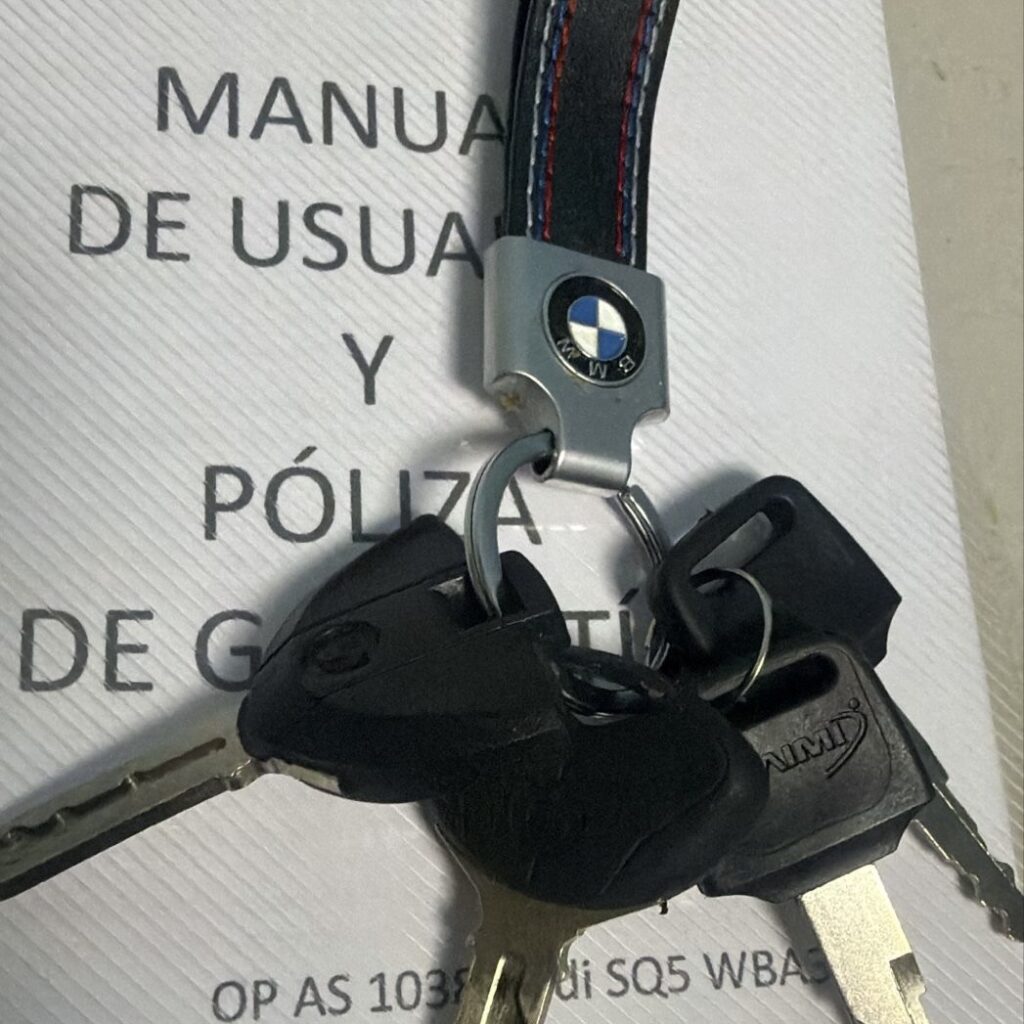 No te arriesgues comprando autos en subastas, tienen vicios ocultos y faltantes. Compra de manera directa con nosotros, todas nuestras unidades encienden y ruedan.