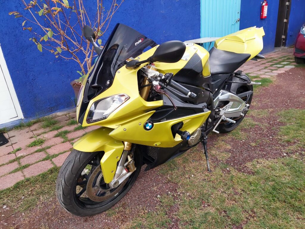 No te arriesgues comprando autos en subastas, tienen vicios ocultos y faltantes. Compra de manera directa con nosotros, todas nuestras unidades encienden y ruedan.
