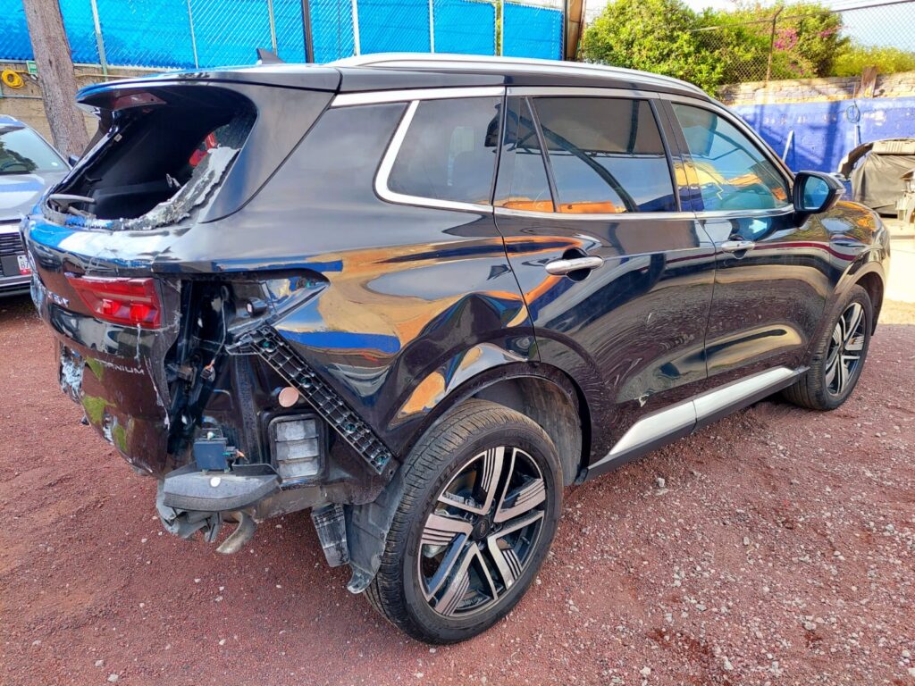 No te arriesgues comprando autos en subastas, tienen vicios ocultos y faltantes. Compra de manera directa con nosotros, todas nuestras unidades encienden y ruedan.