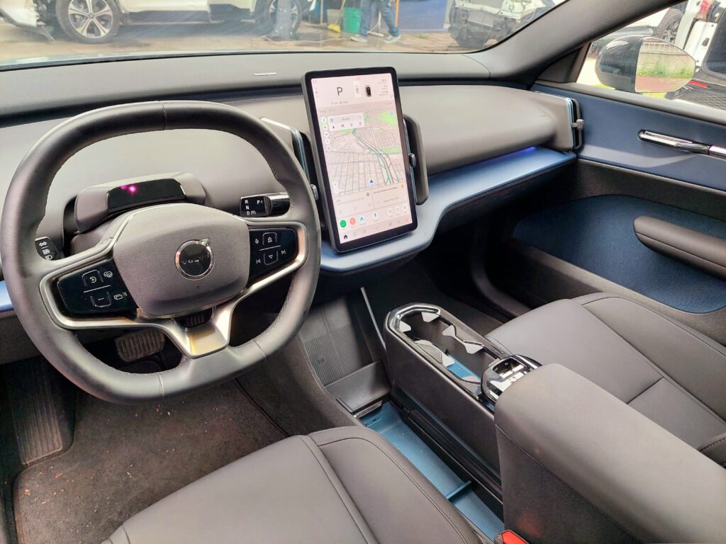 No te arriesgues comprando autos en subastas, tienen vicios ocultos y faltantes. Compra de manera directa con nosotros, todas nuestras unidades encienden y ruedan.